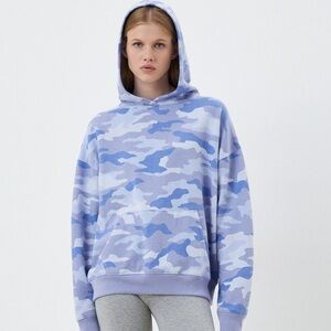 Victoria's Secret PINK Pullover Hoodie in Gorgeous blue and gray Camo Large